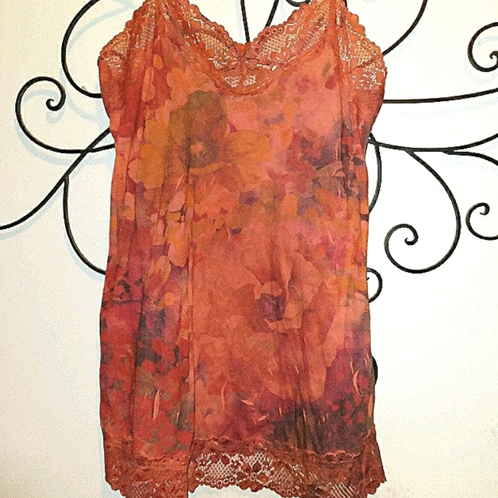 liz lange maternity floral tank top